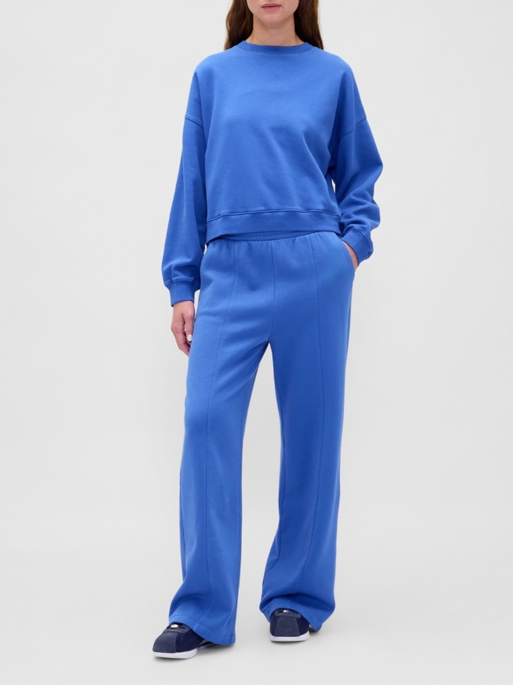 Gap Vintage Soft Wide-Leg Sweatpants
in Dazzling blue